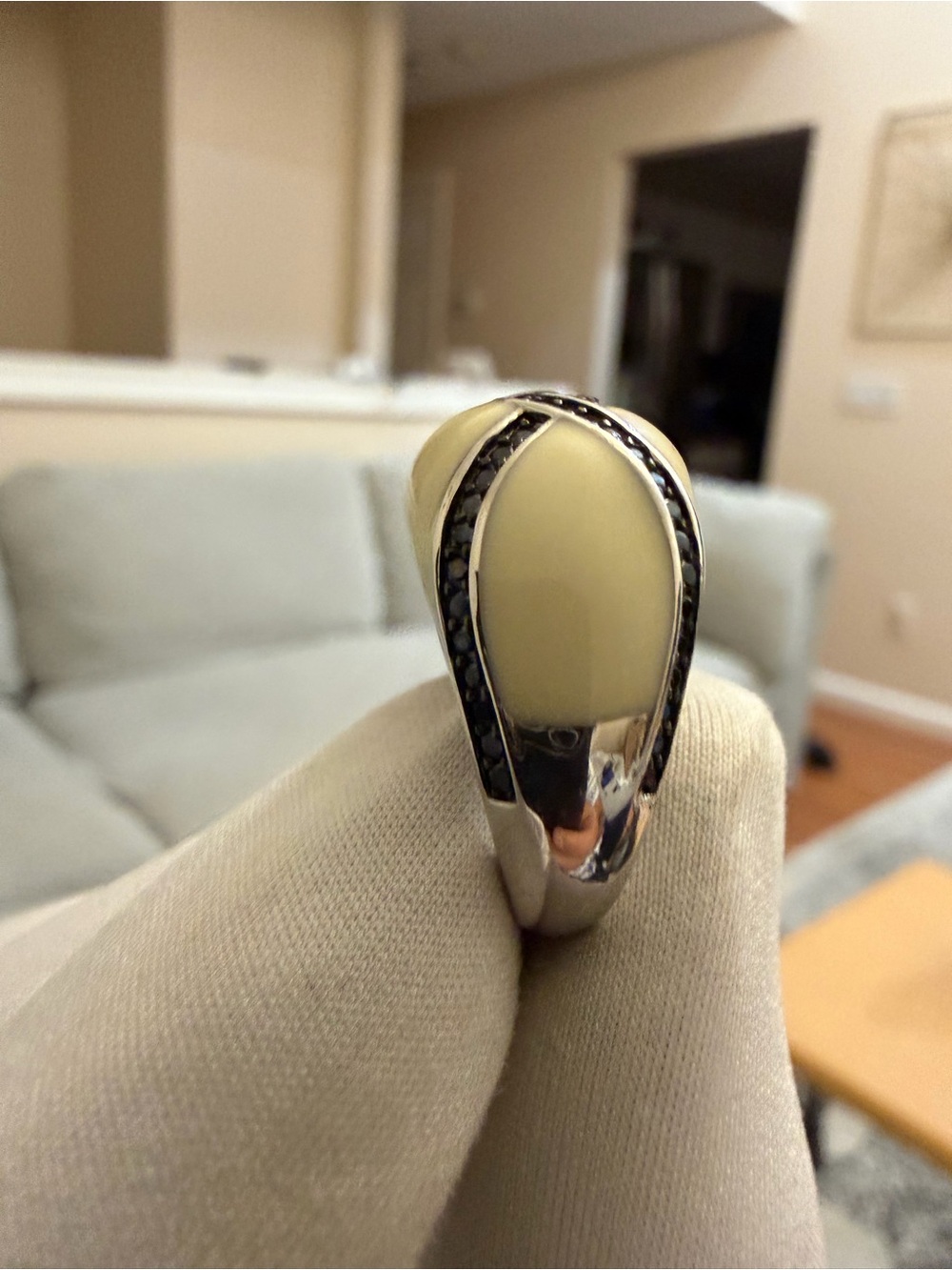 Signed M Vintage Sterling Silver Cream Enamel Crossover Dome Ring Size 7 9.23g